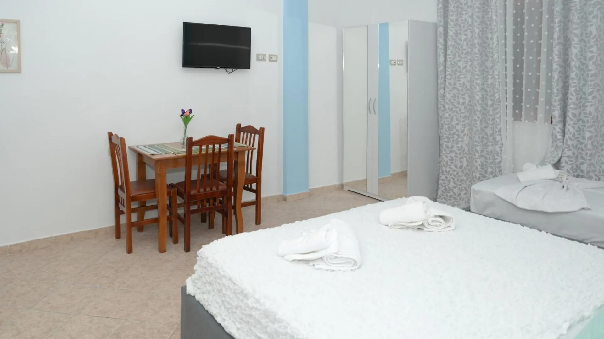 Pranvera'S Apartments Vlorë 0*,